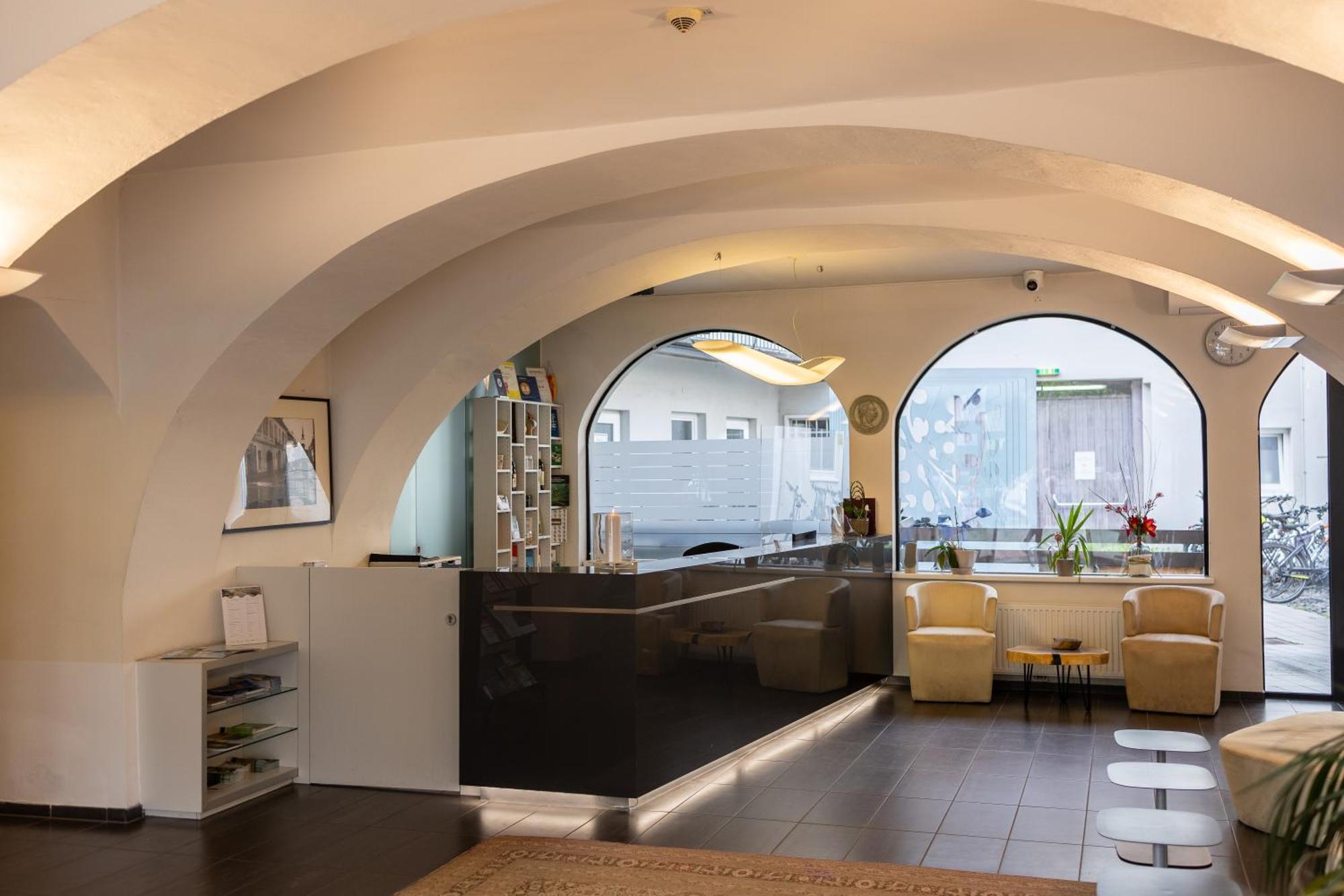 Kaiser Von Oesterreich, Historik- Und Thermalhotel Bad Radkersburg Luaran gambar