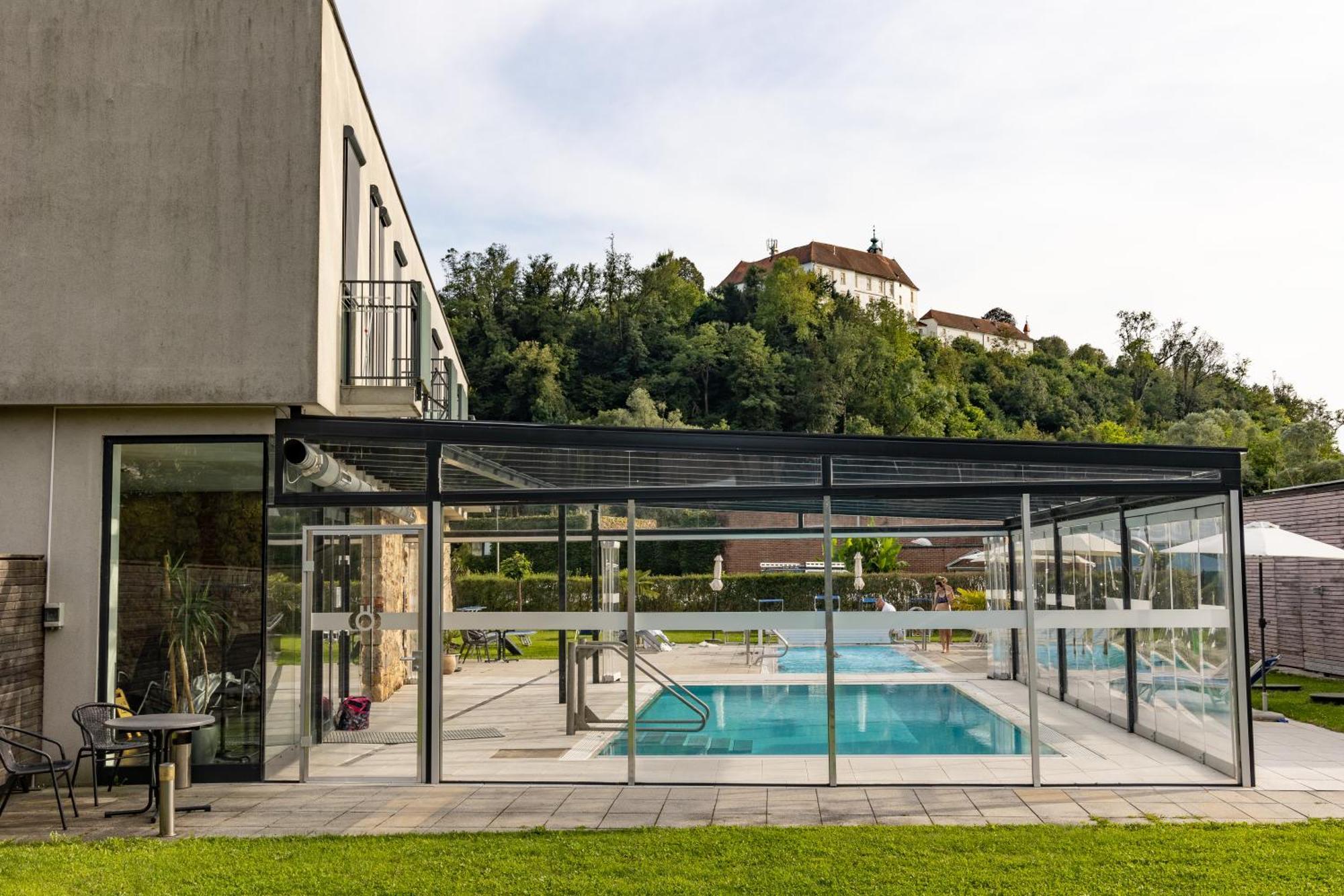 Kaiser Von Oesterreich, Historik- Und Thermalhotel Bad Radkersburg Luaran gambar