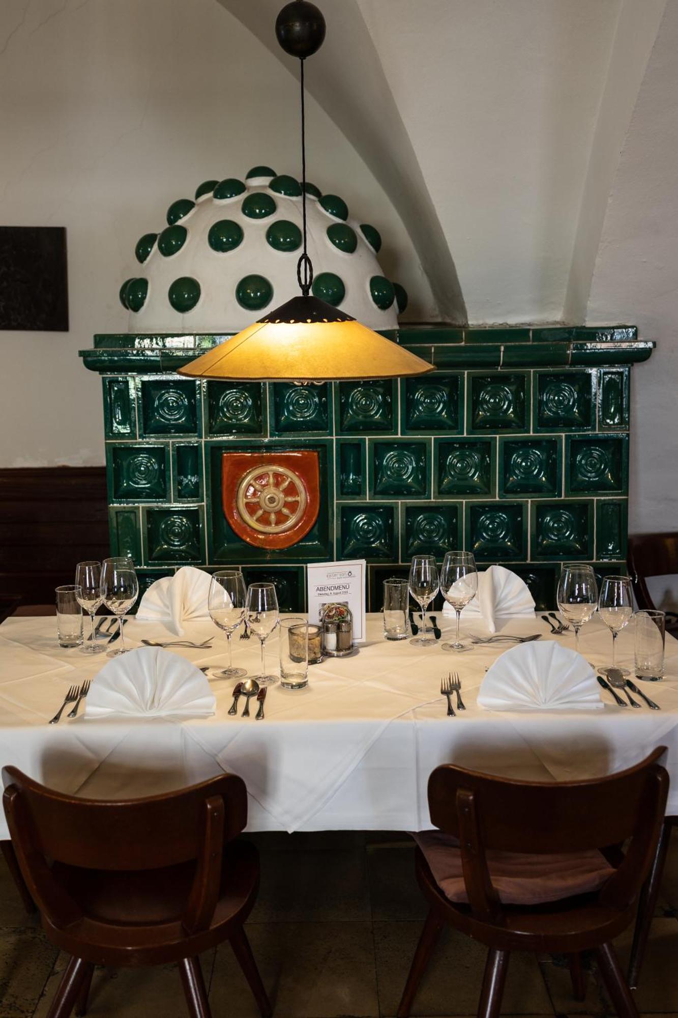 Kaiser Von Oesterreich, Historik- Und Thermalhotel Bad Radkersburg Luaran gambar